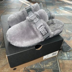 UGG Fluff It Slippers